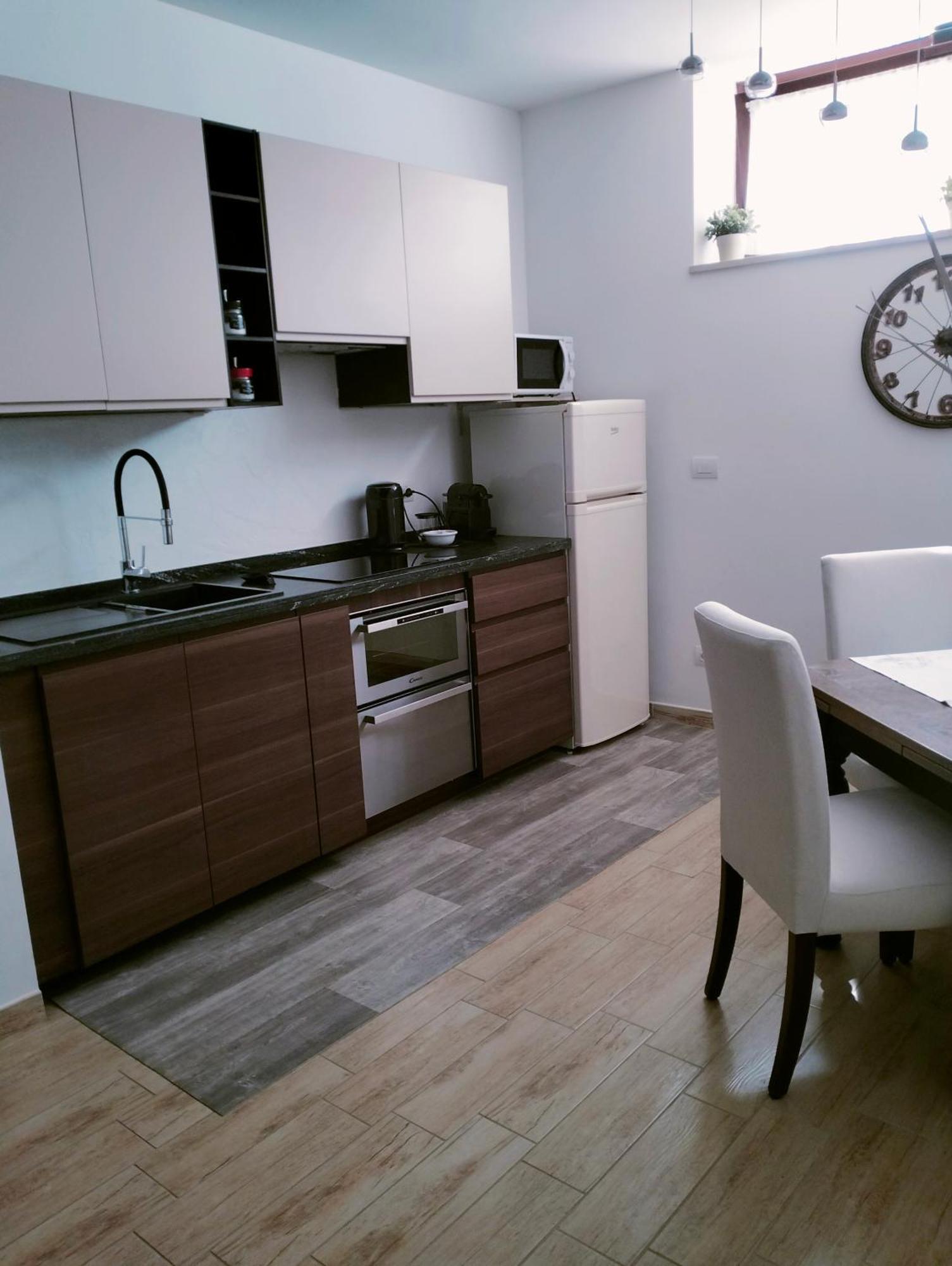 Just House Apartment กัมปาญญาโน ดิ โรมา ภายนอก รูปภาพ